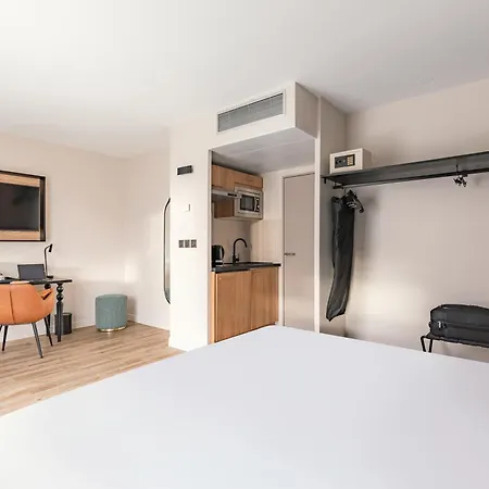 Appart'city Collection Grande Bibliotheque Aparthotel 4*